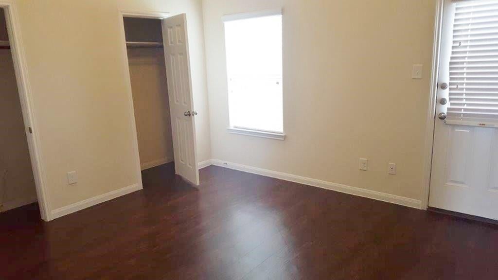 5548 Plantation Forest Drive