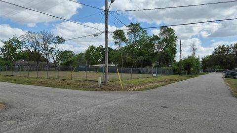 Vacant Land For Sale - 2711 Bois D Arc<br/> Waller, TX 77484