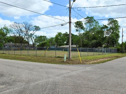 Vacant Land For Sale - 2711 Bois D Arc<br/> Waller, TX 77484