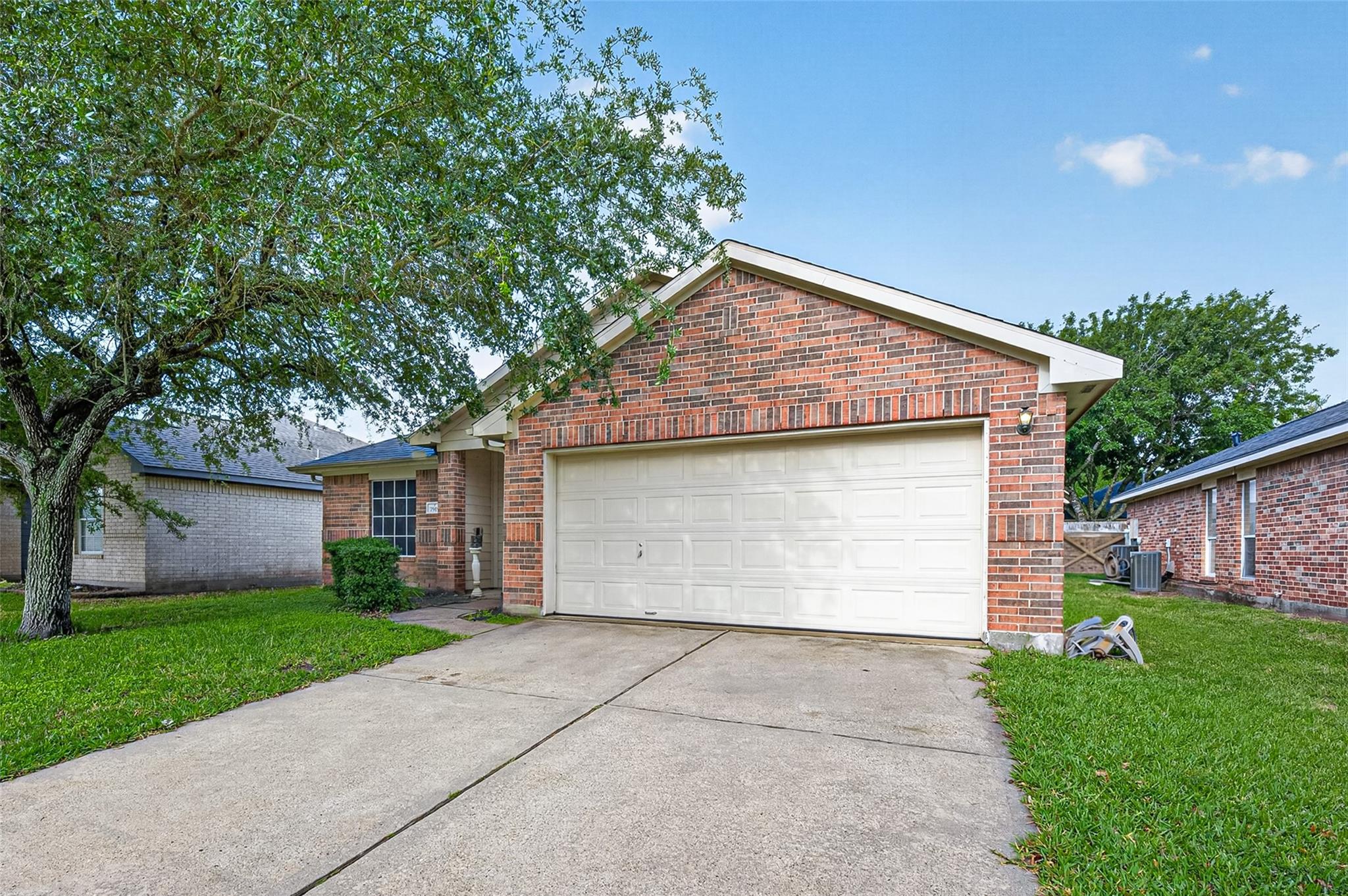 7919 Pelican Lane