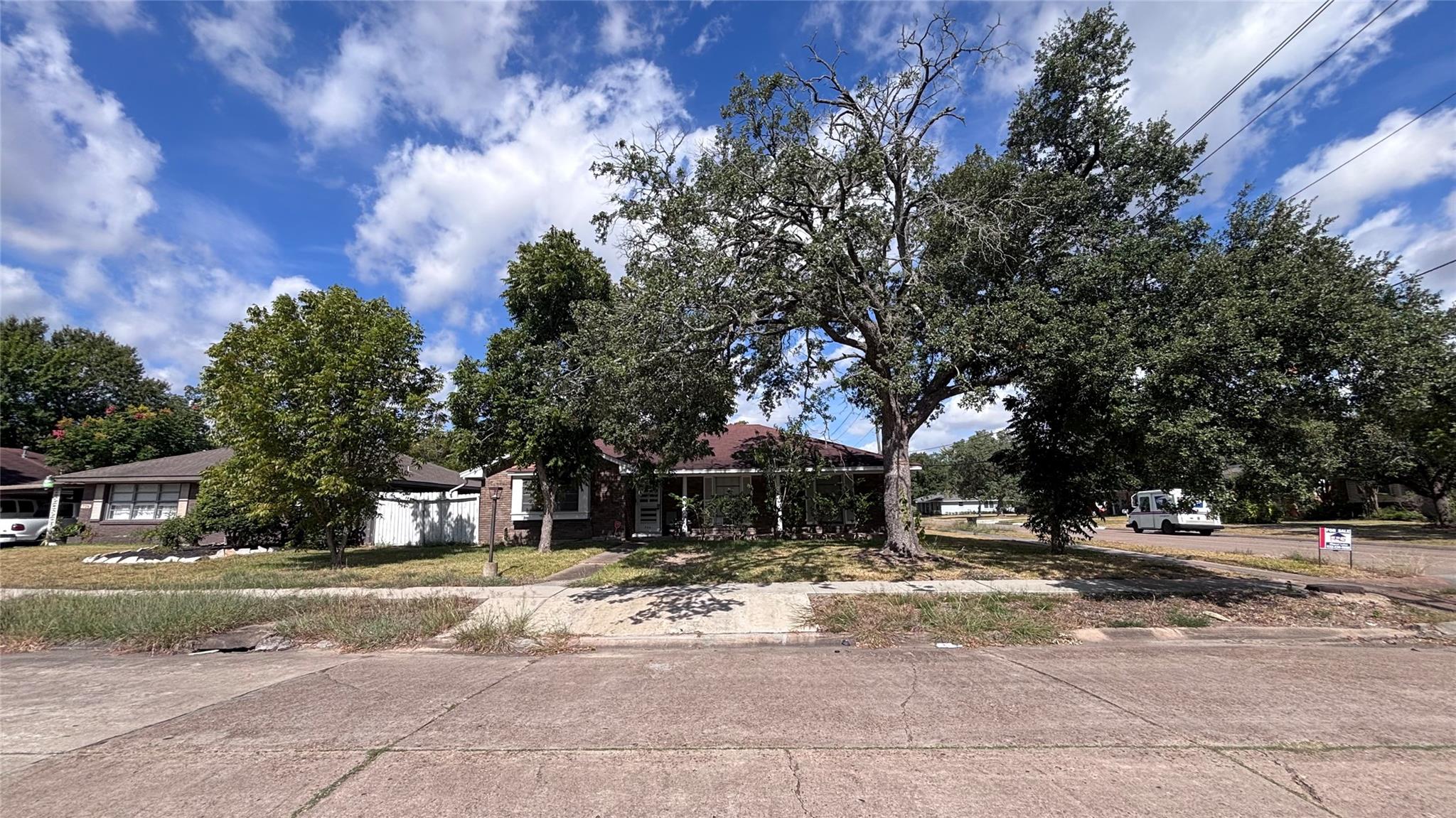 724 Handell Lane