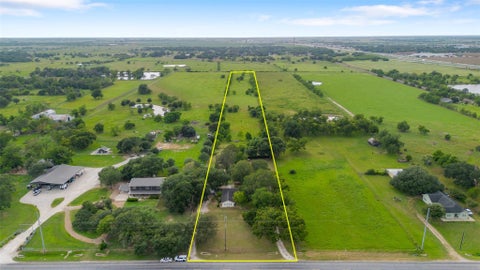 Homes For Sale - 2436 S State Highway 71<br/> El Campo, TX 77437