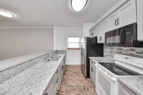 Tiny photo for 6000 Reims Road #2501, Houston, TX 77036 (MLS # 2824236)