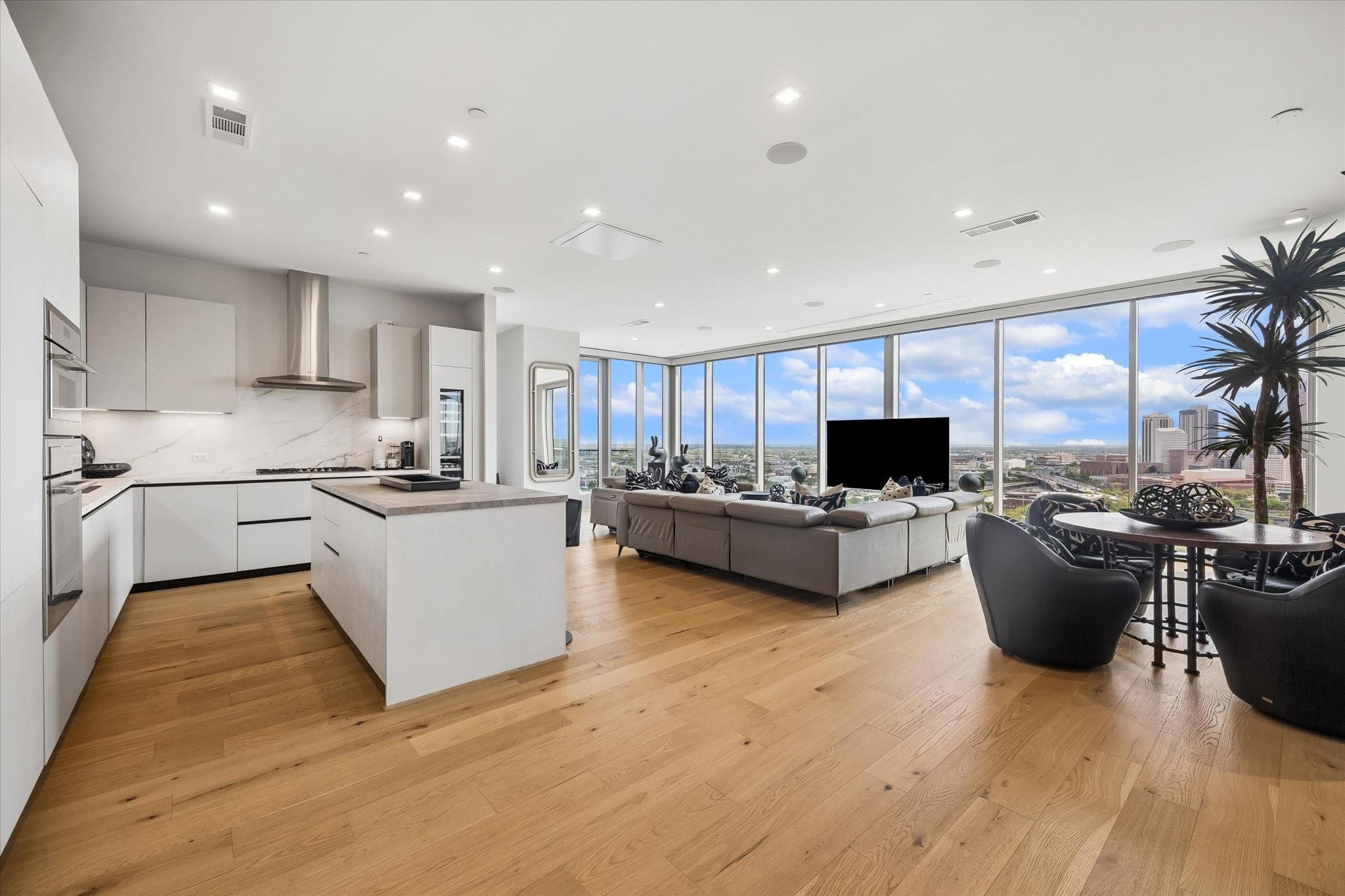 1711 Allen Parkway 2106
