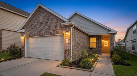Photo of 2819 Preston Place Court, Conroe, TX 77304 (MLS # 59236637)