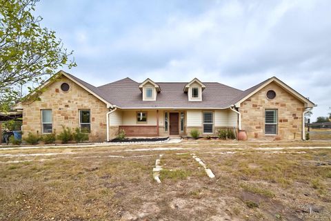 Photo of 158 Pullman Road, La Vernia, TX 78121 (MLS # 60874615)