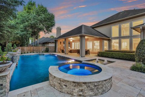 Homes For Sale - 110 Sunridge Court<br/> Montgomery, TX 77316