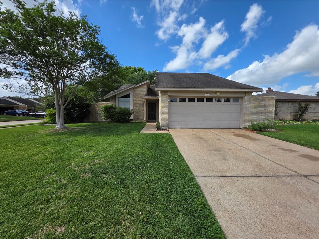 Photo of 447 Lost Rock Drive, Houston, TX 77598 (MLS # 27214239)