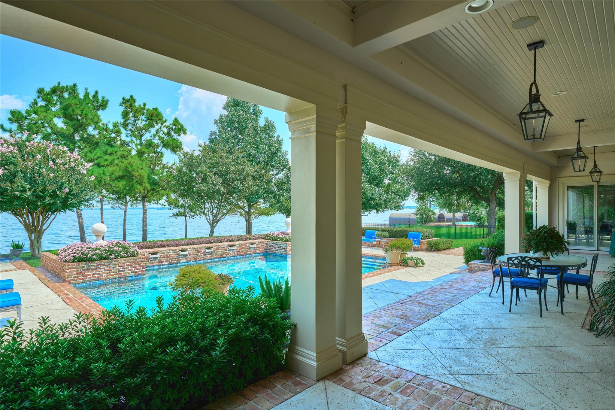 9 Lake Estates Court