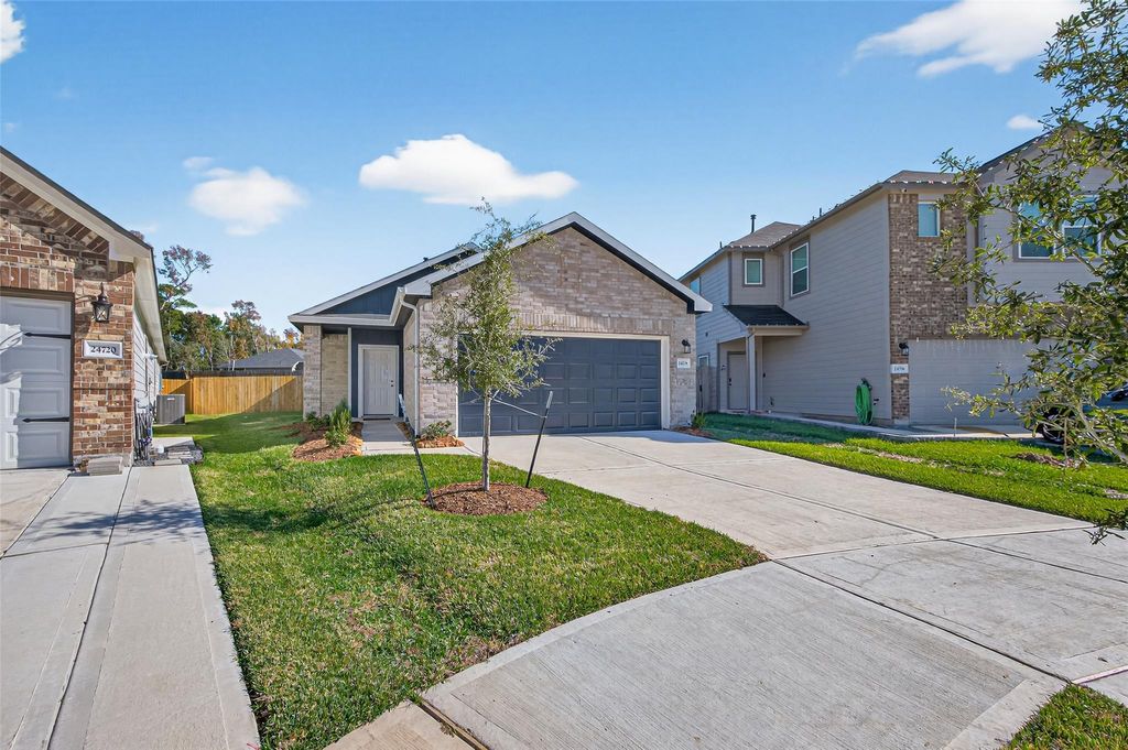 Photo of 24718 Windward Birch Way Court, Huffman, TX 77336 (MLS # 90110705)