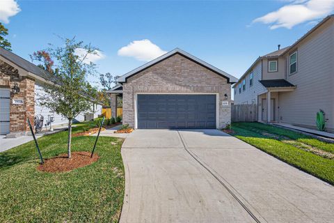 Photo of 24718 Windward Birch Way Court, Huffman, TX 77336 (MLS # 90110705)