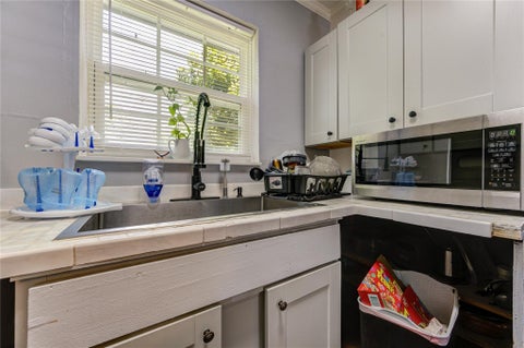 Tiny photo for 806 Laverne Avenue, Pasadena, TX 77502 (MLS # 88384847)