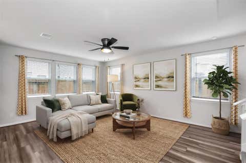 Tiny photo for 5527 Cuerta Street, Houston, TX 77023 (MLS # 96300797)