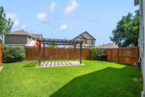 Tiny photo for 5527 Cuerta Street, Houston, TX 77023 (MLS # 96300797)