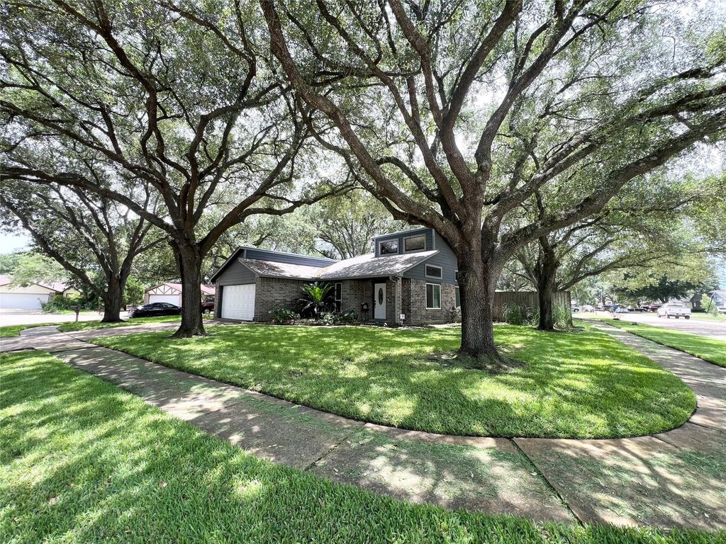 Photo of 3215 Keywood Lane, Katy, TX 77449 (MLS # 43658815)
