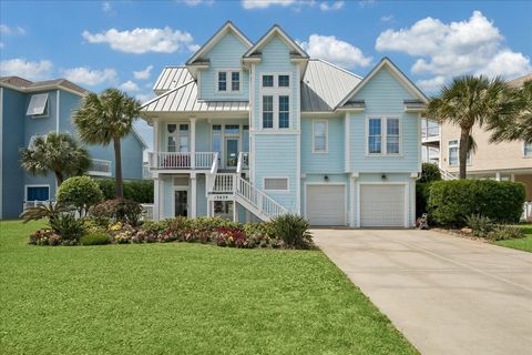 Photo of 13839 Windlass Circle, Galveston, TX 77554 (MLS # 42295379)