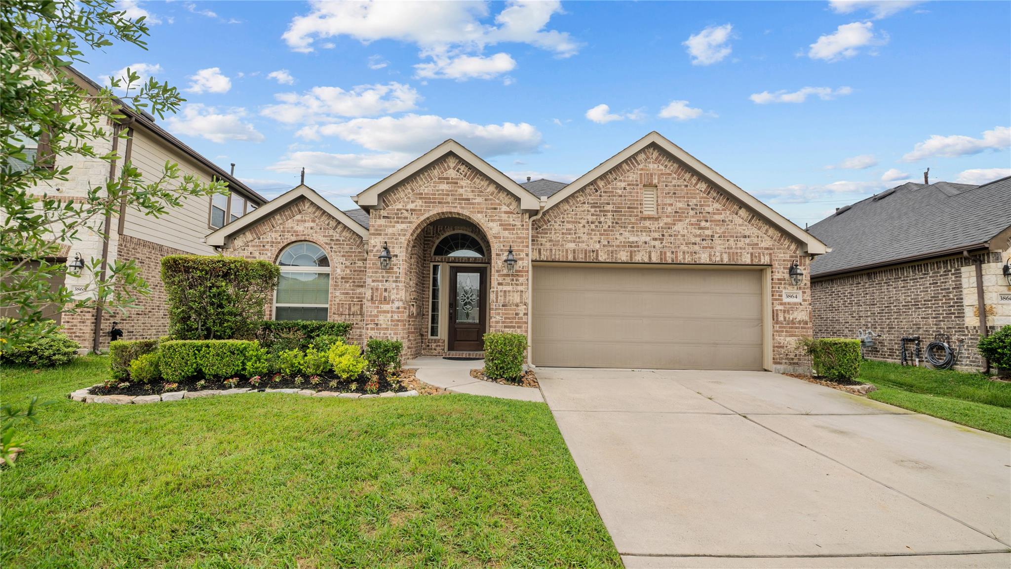 3864 Oakmist Bend Lane