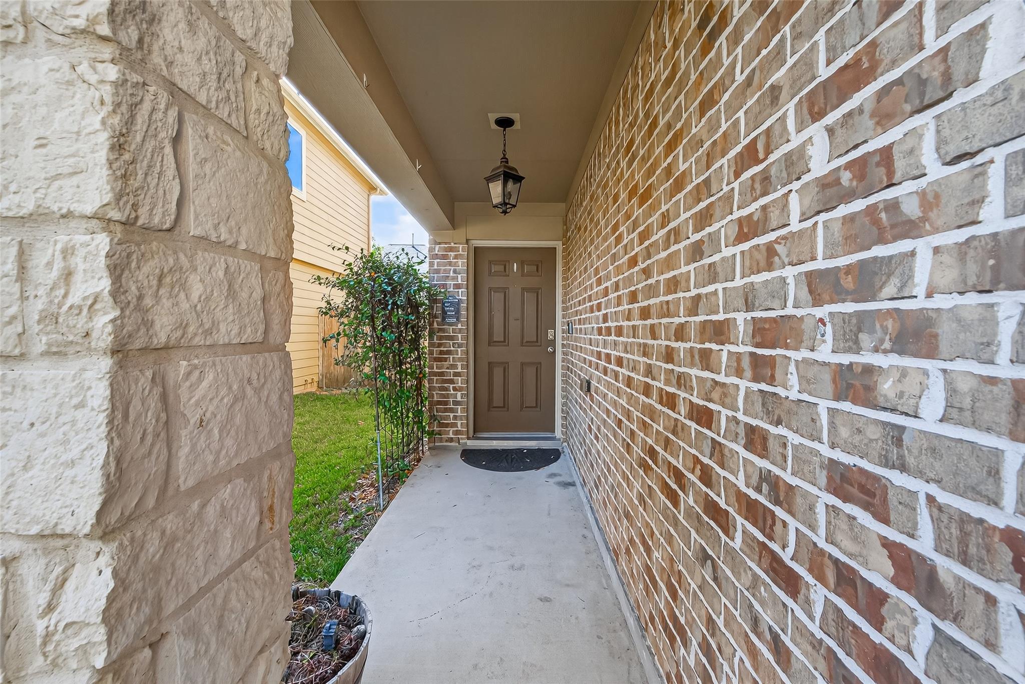9940 Swallow Drive
