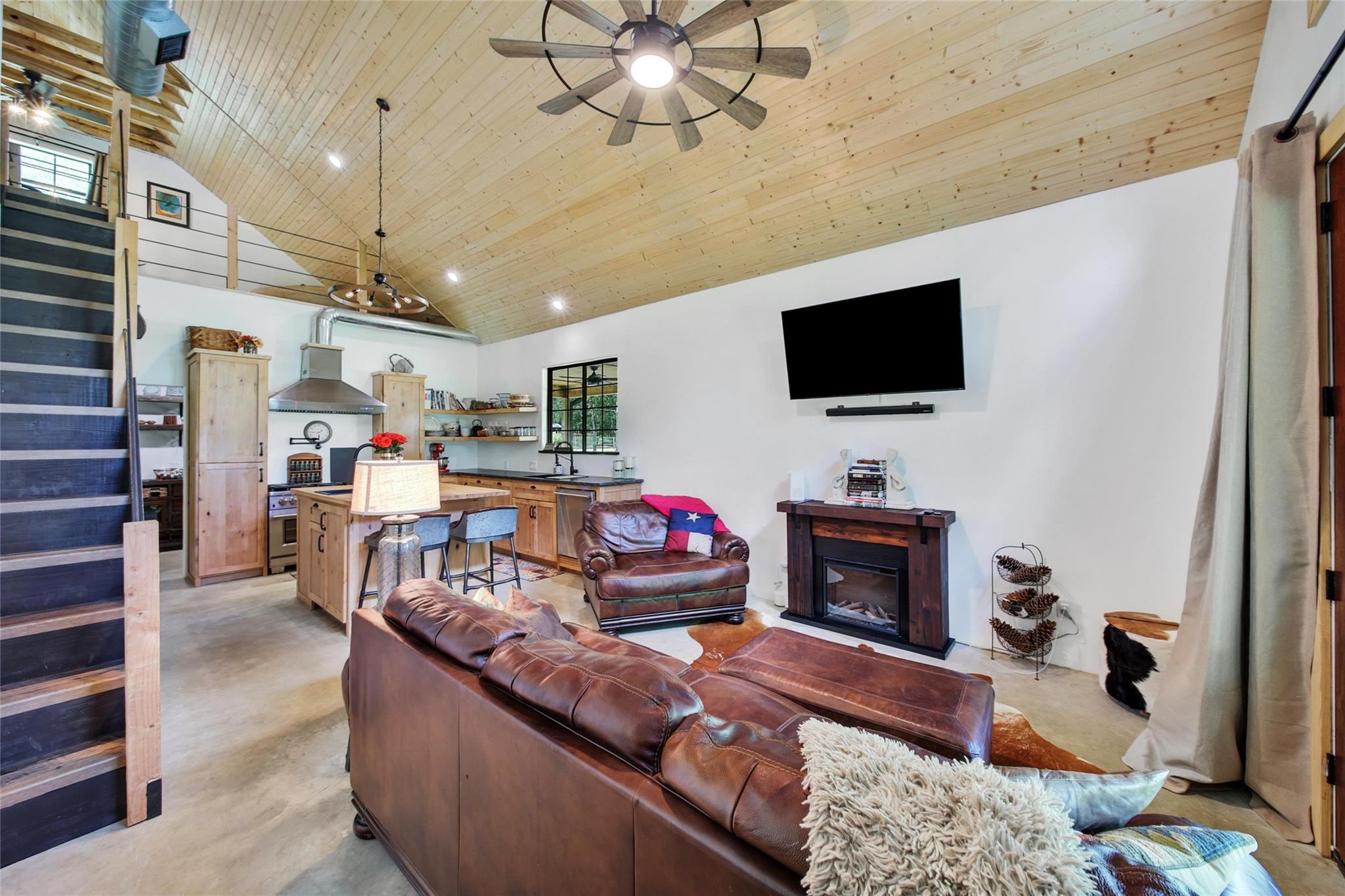 7273 Forest Hills Drive