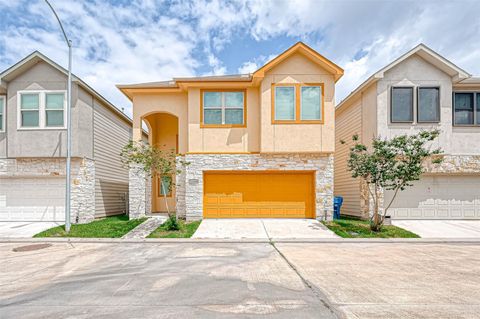 Photo of 12608 Ashford Shadow Drive, Houston, TX 77072 (MLS # 31455597)