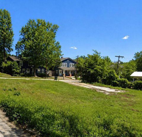 Photo of 1309 20th Street, Huntsville, TX 77340 (MLS # 74872576)