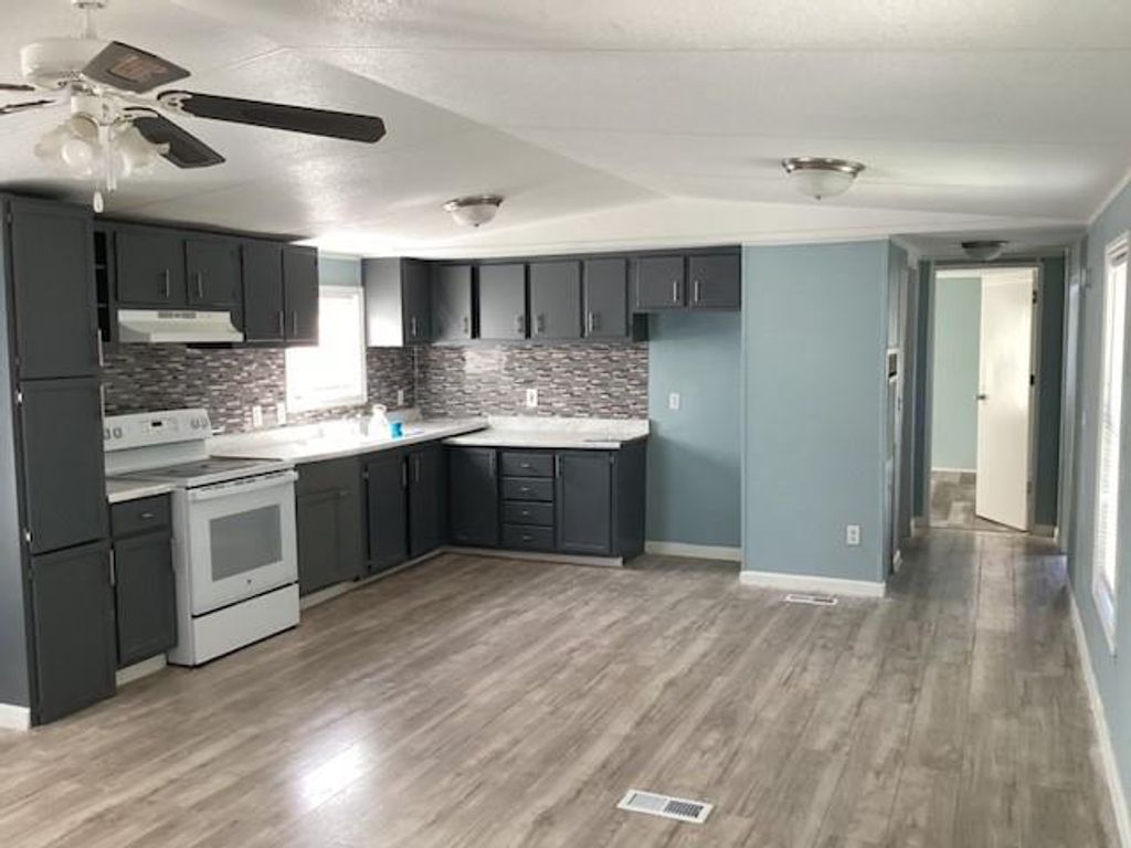 Photo of 306 W Wallisville Road, Highlands, TX 77562 (MLS # 63663720)