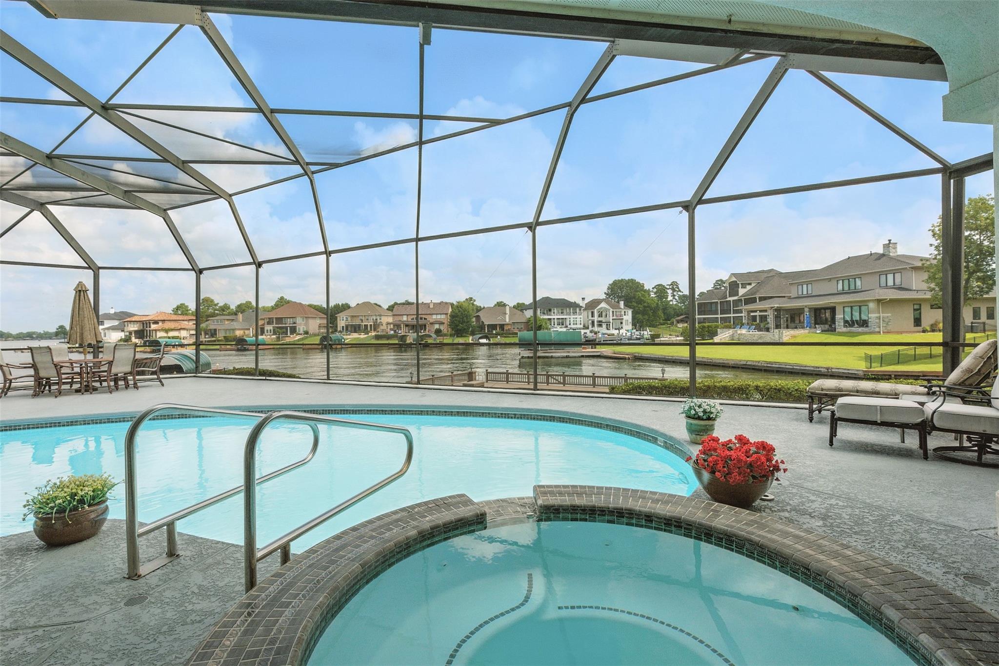 12336 White Oak Point