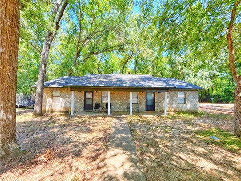Photo of 114 Woodland Circle CIR, Crockett, TX 75835 (MLS # 43224579)