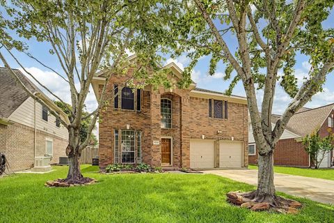 Photo of 10840 Sycamore Drive N, La Porte, TX 77571 (MLS # 36949513)