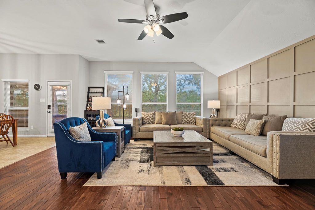 Photo of 3106 London Lane, Missouri City, TX 77459 (MLS # 55861111)