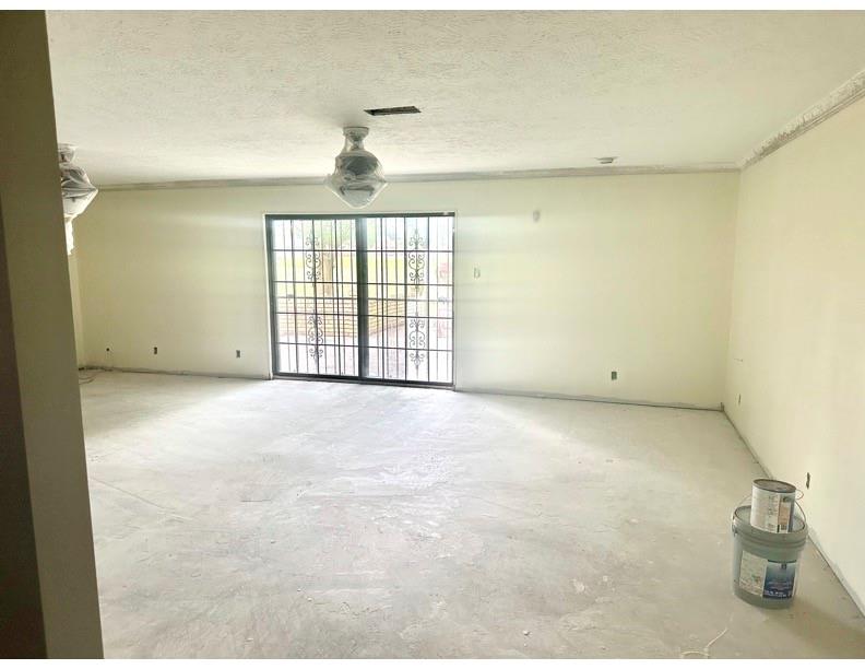 2312 Salisbury Drive