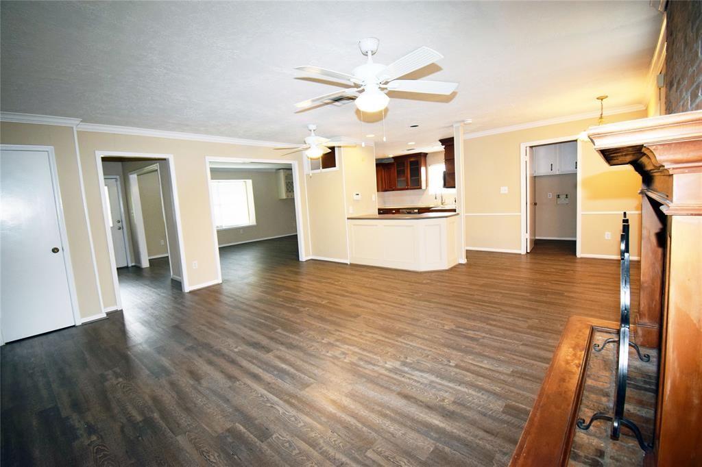 1806 Cedarwood Court