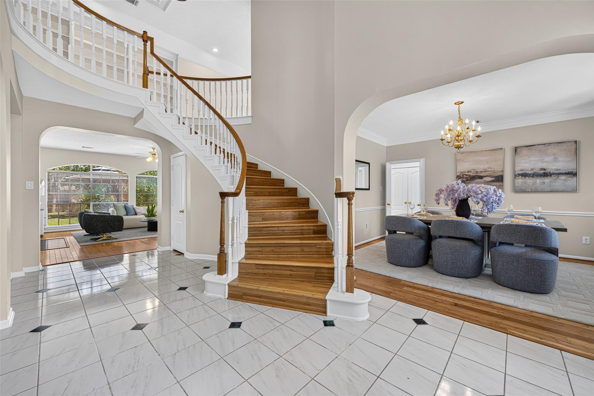 2819 Gray Moss Court