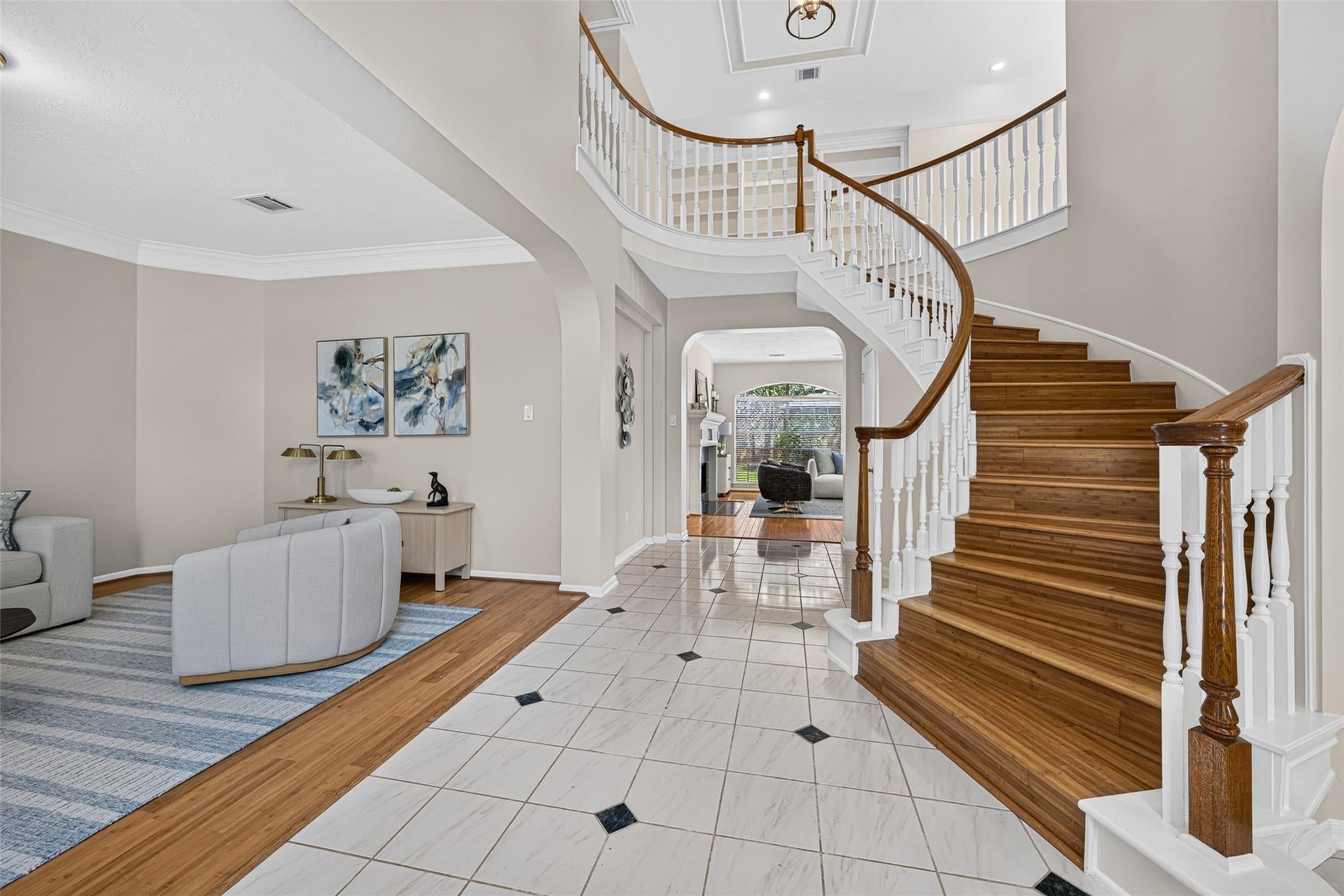 2819 Gray Moss Court