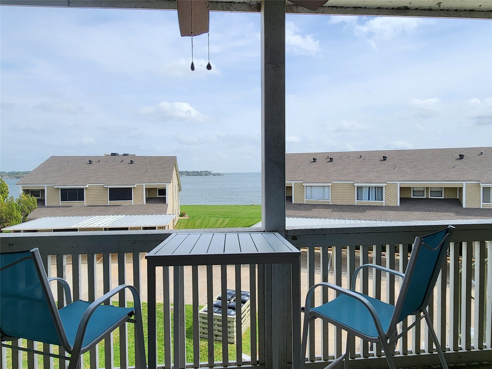 162 April Point Drive S