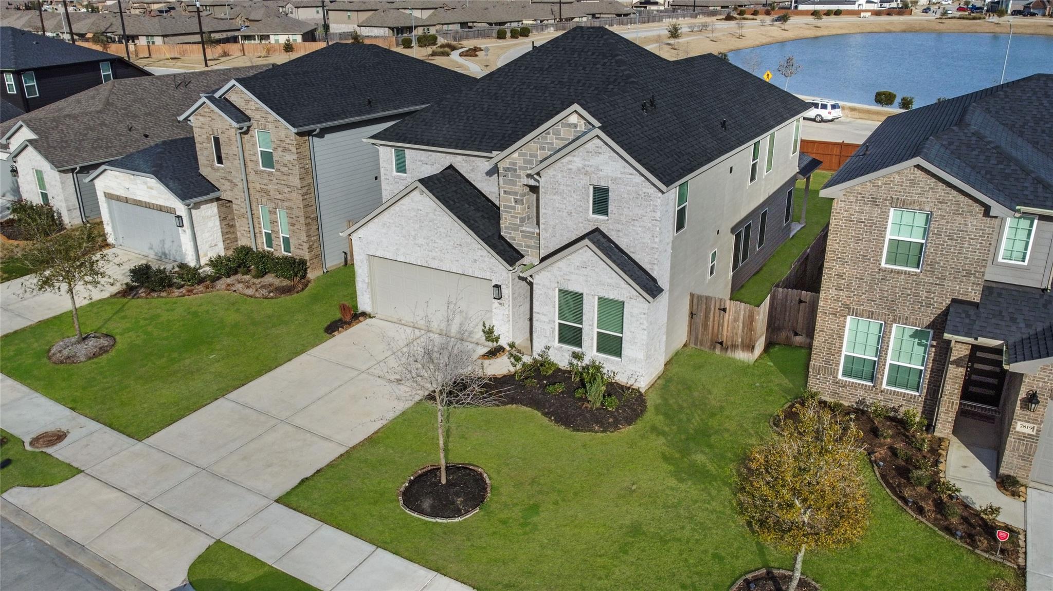 7815 Skylark Heights Lane