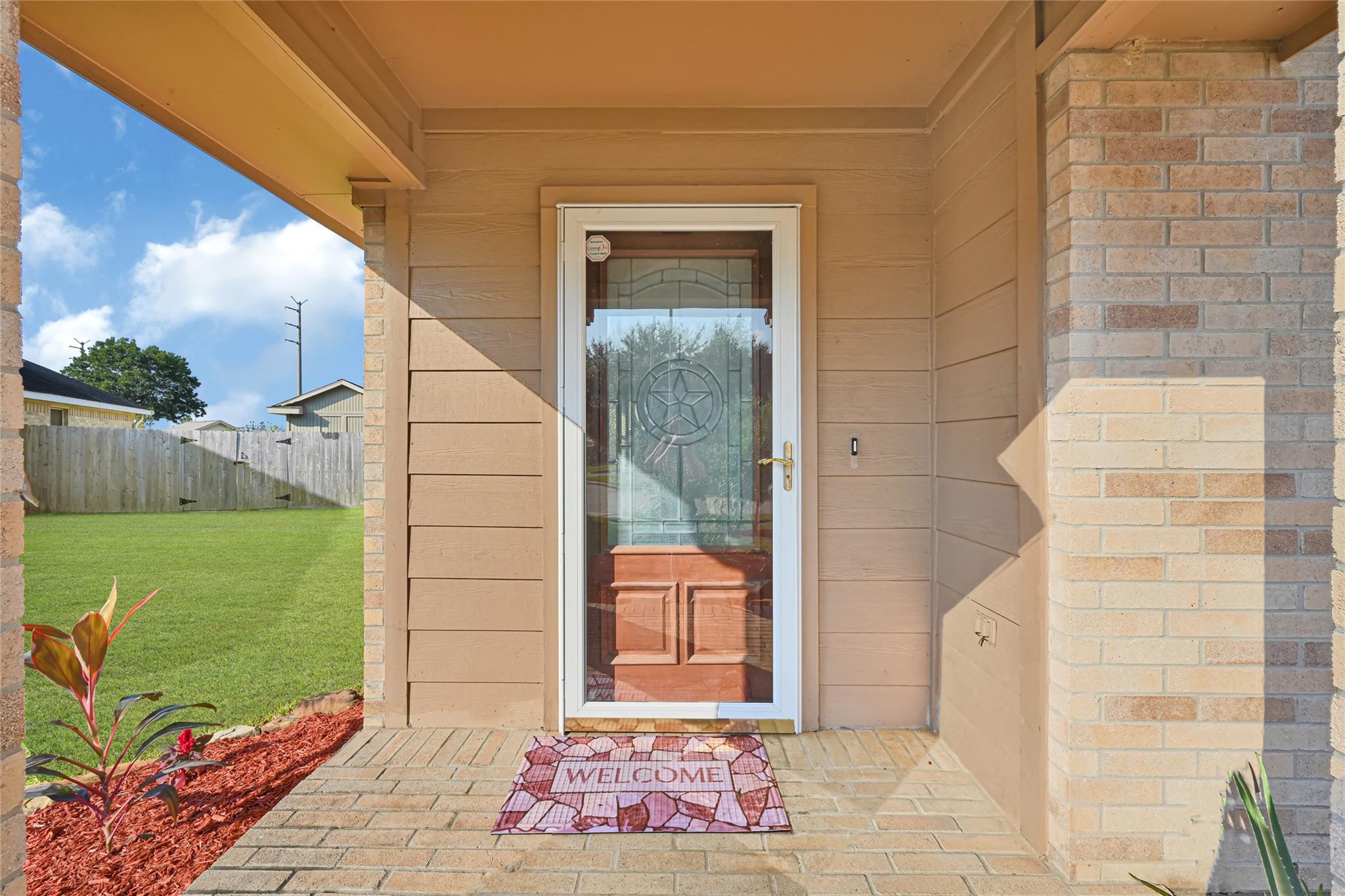 2146 Longwood Drive