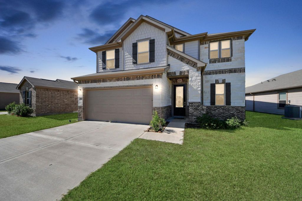 Photo of 2018 Damasi Lane, Fresno, TX 77545 (MLS # 17811533)
