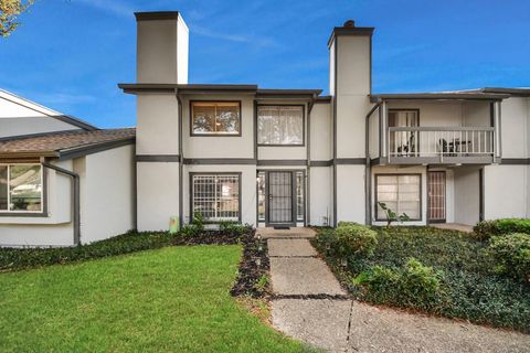 5825 Village Forest Court Houston TX 77092