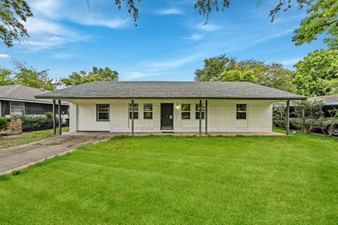 Photo of 5859 Flamingo Drive, Houston, TX 77033 (MLS # 35700819)