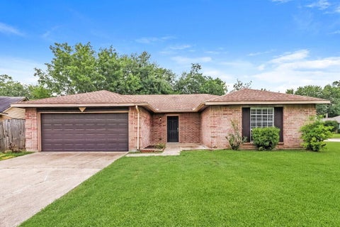 Photo of 3002 Sherborne Street, Pearland, TX 77584 (MLS # 51832753)
