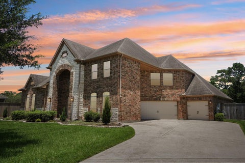Photo of 405 Old Orchard Drive, Dickinson, TX 77539 (MLS # 7830469)