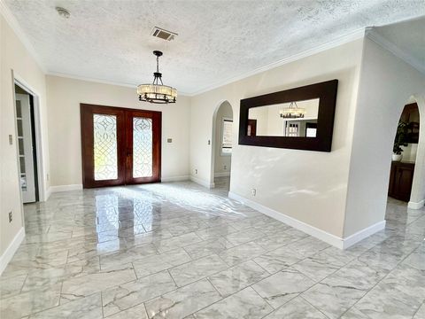 Tiny photo for 2502 Lake Gardens Court, Kingwood, TX 77339 (MLS # 38973510)