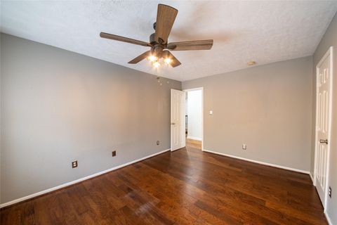 Tiny photo for 2502 Lake Gardens Court, Kingwood, TX 77339 (MLS # 38973510)