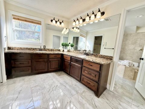 Tiny photo for 2502 Lake Gardens Court, Kingwood, TX 77339 (MLS # 38973510)