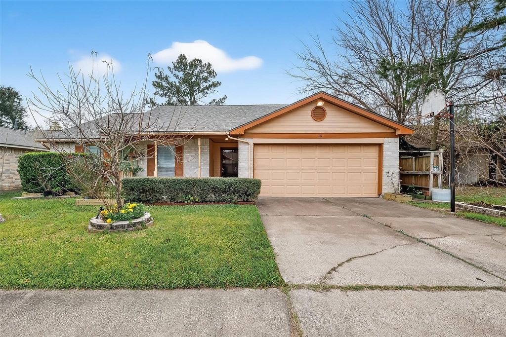 Photo of 8219 Winding Meadow Court, Houston, TX 77040 (MLS # 5303164)