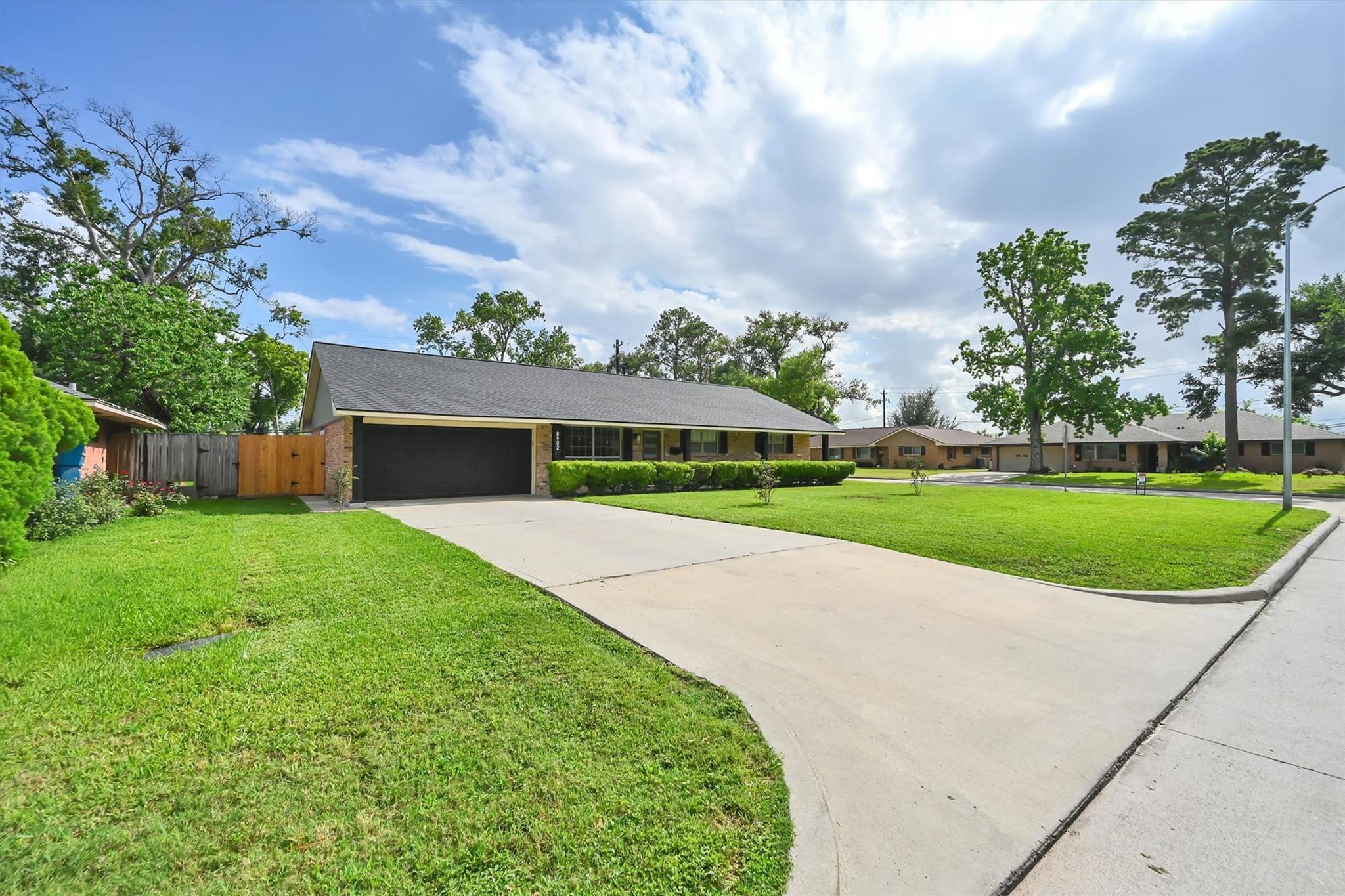 8902 Autauga Street