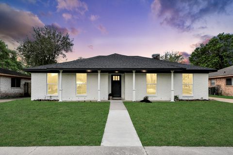 Photo of 22115 Woodrose Drive, Katy, TX 77450 (MLS # 86045187)