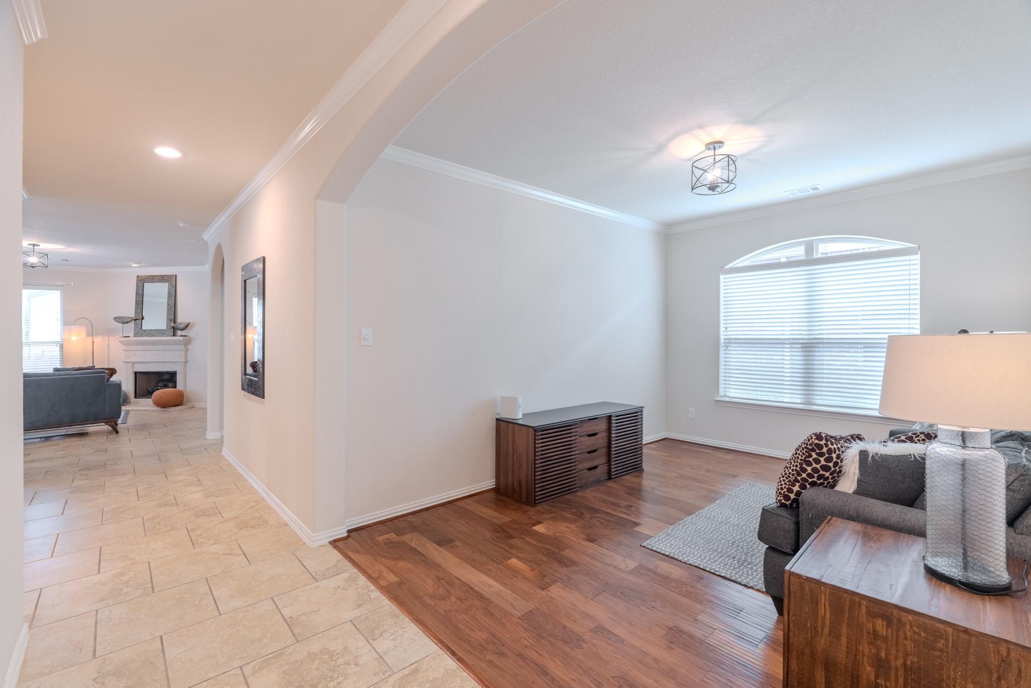 14 Arrowfeather Place