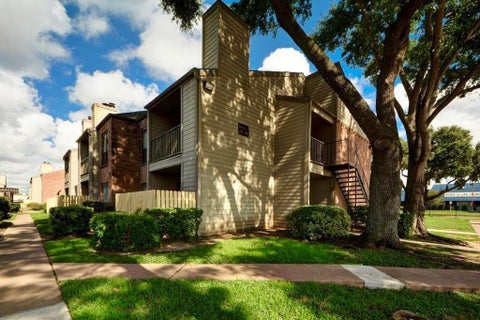 Photo of 16111 Aspenglen Drive #306, Houston, TX 77084 (MLS # 96321685)